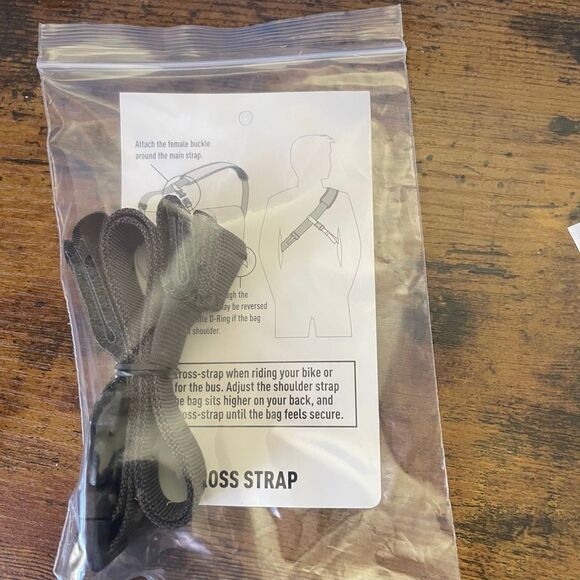 TIMBUK2 San Francisco Command Tsa-Friendly Messenger Bag 2015, Jet Black, NWT - Picture 6 of 16